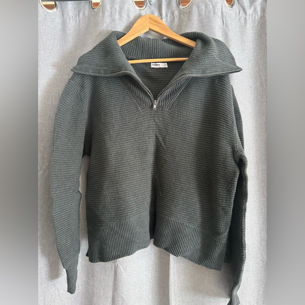 Sonoma Quarter-Zip Dark Gray Sweater